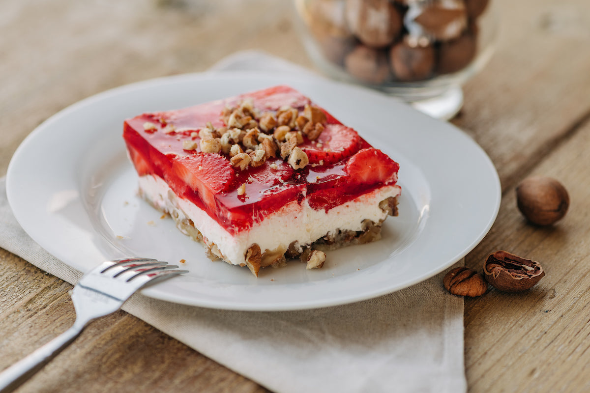 Keto Sugar-Free Strawberry Pecan Salad