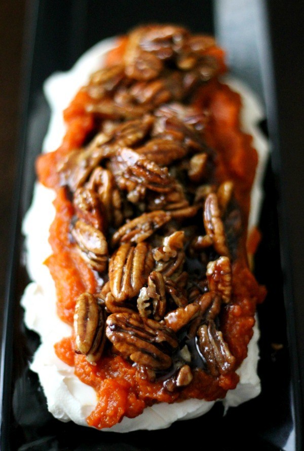 Easy Pumpkin Pecan Cream Cheese Dip